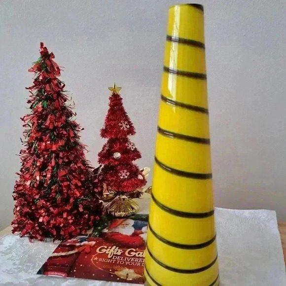 VASE  APUBLIE VINTAGE TALL COLLECTIBLE - Picture 5 of 7